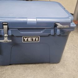 Yeti Tundra 35