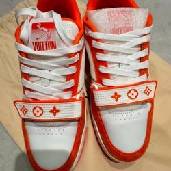 Louis Vuitton trainer in orange and white