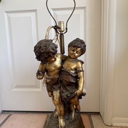 Vintage Cherubs Table Lamp - very unique! 