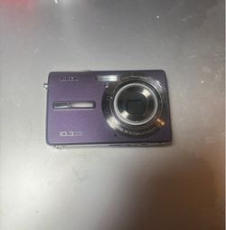 purple Kodak EasyShare M1063