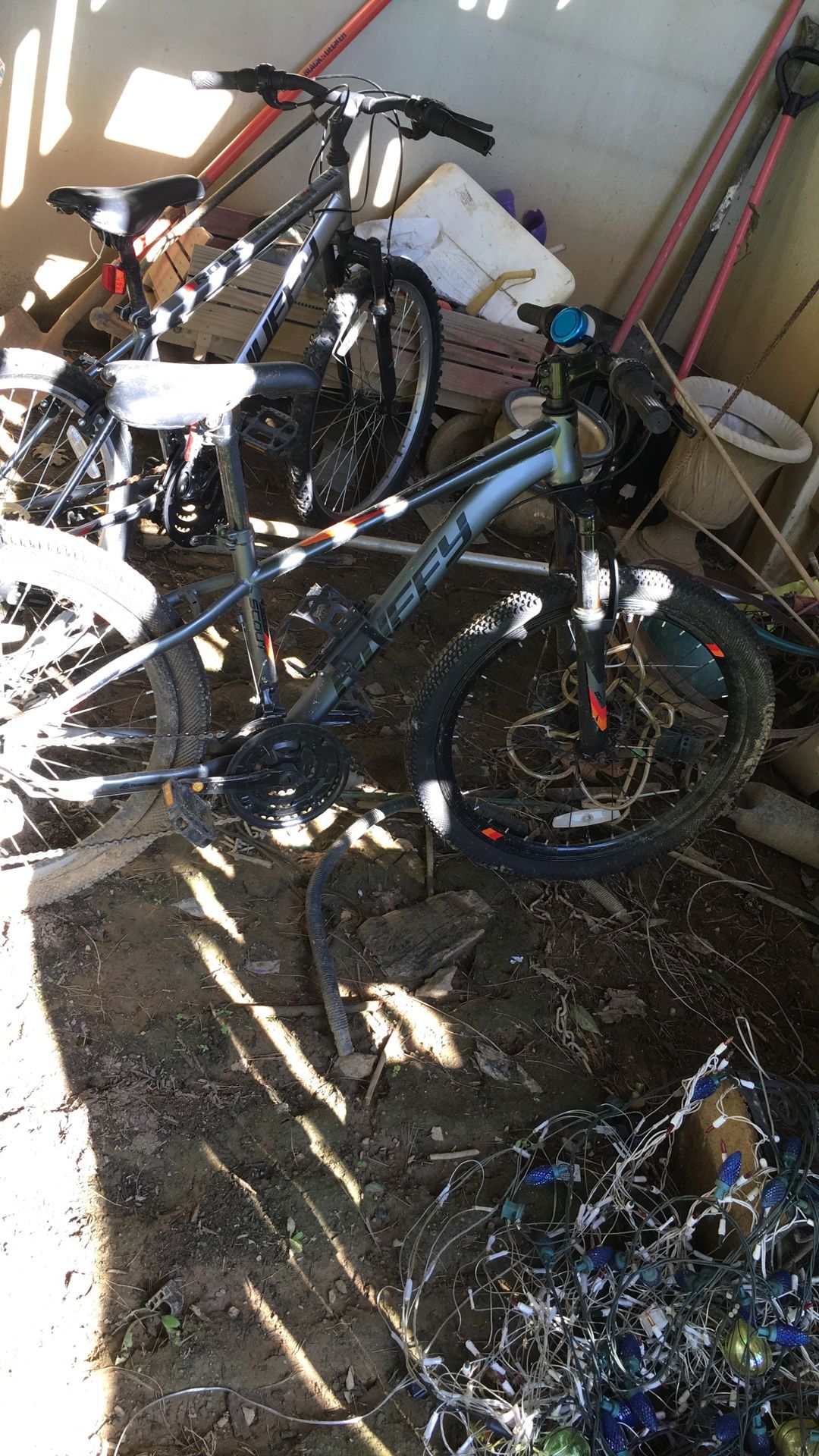 Huffy Mountain Bike Speed 6 New Chain And Extra Accessories 