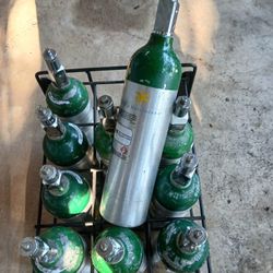 10 Oxygen Ciylinders Used Plus Rack 