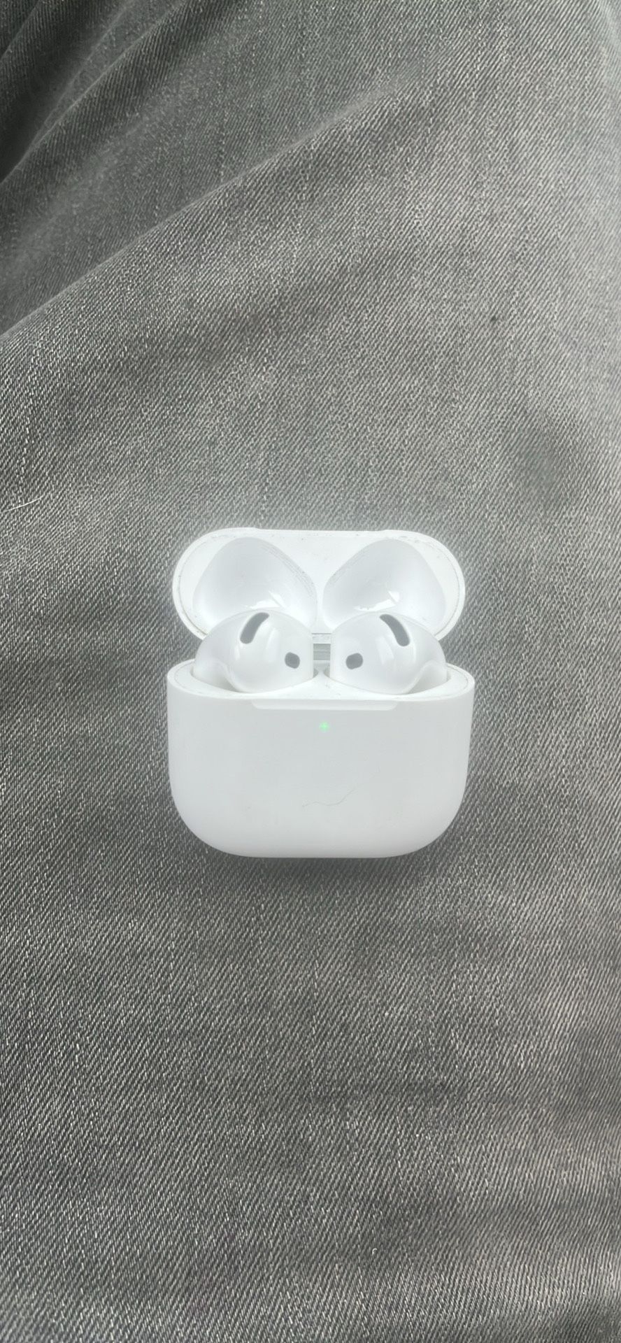 AirPod Gen 4 ~ Noise Canceling