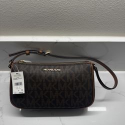 Michael Kors Jet Set Md Pouchette