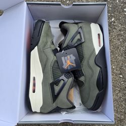 Jordan 4 OG Undefeated Size: 9.5, 11, 12 (Pick Up Only)