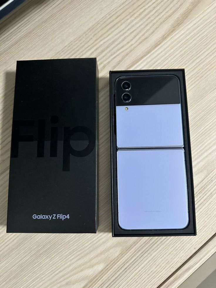 SAMSUNG GALAXY Z FLIP 4 5G UNLOCKED. FREE SMARTWACH/ HEADPHONES. PAY $1 TODAY REST IN PAYMENTS. NO CREDIT NEEDED FINANCING