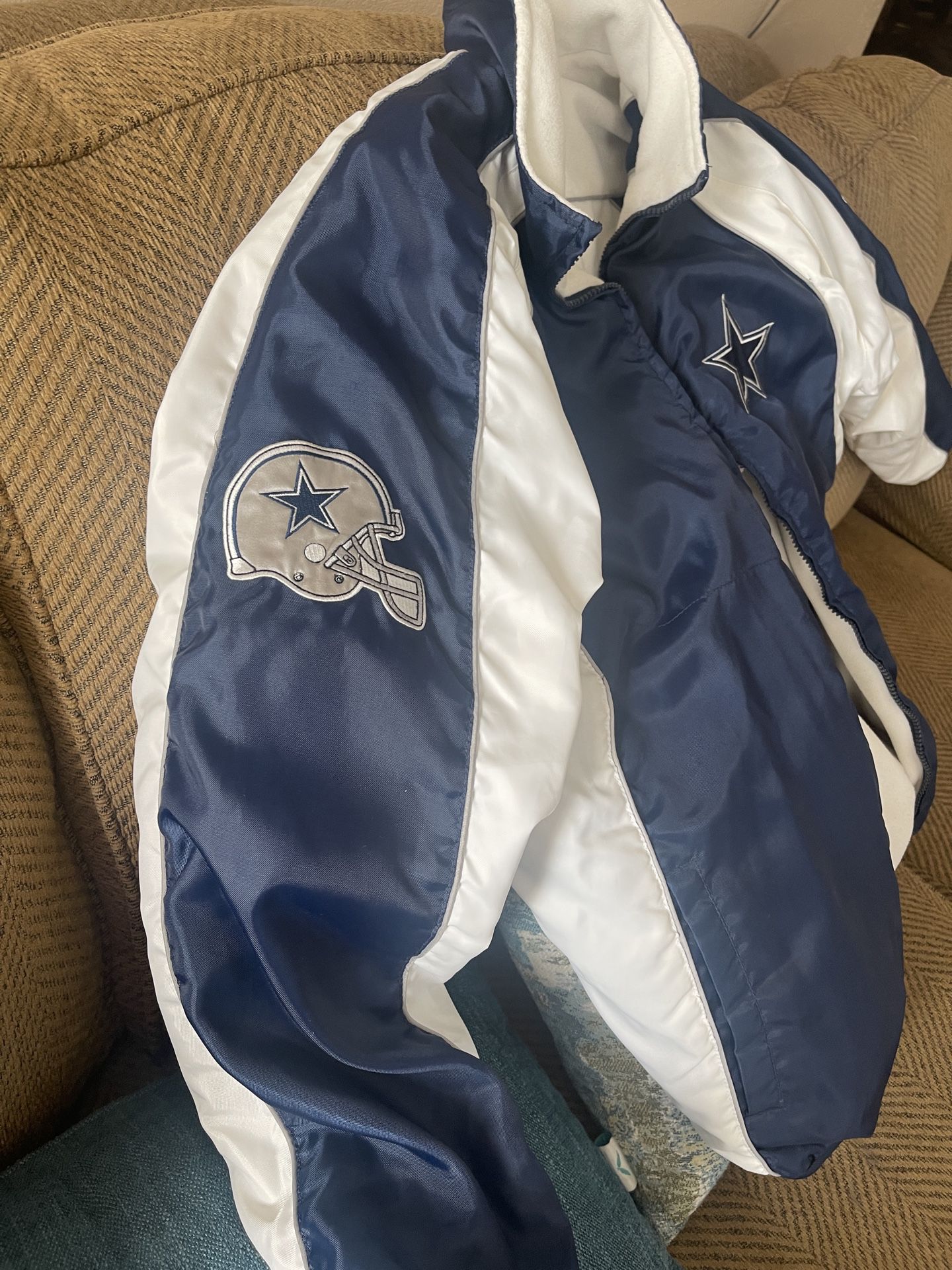 Vintage 90s Dallas Cowboys Starter Jacket for Sale in Ontario, CA - OfferUp