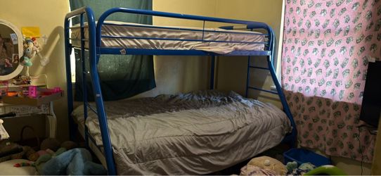 Blue metal bunk bed frame only twin on top queen on bottom