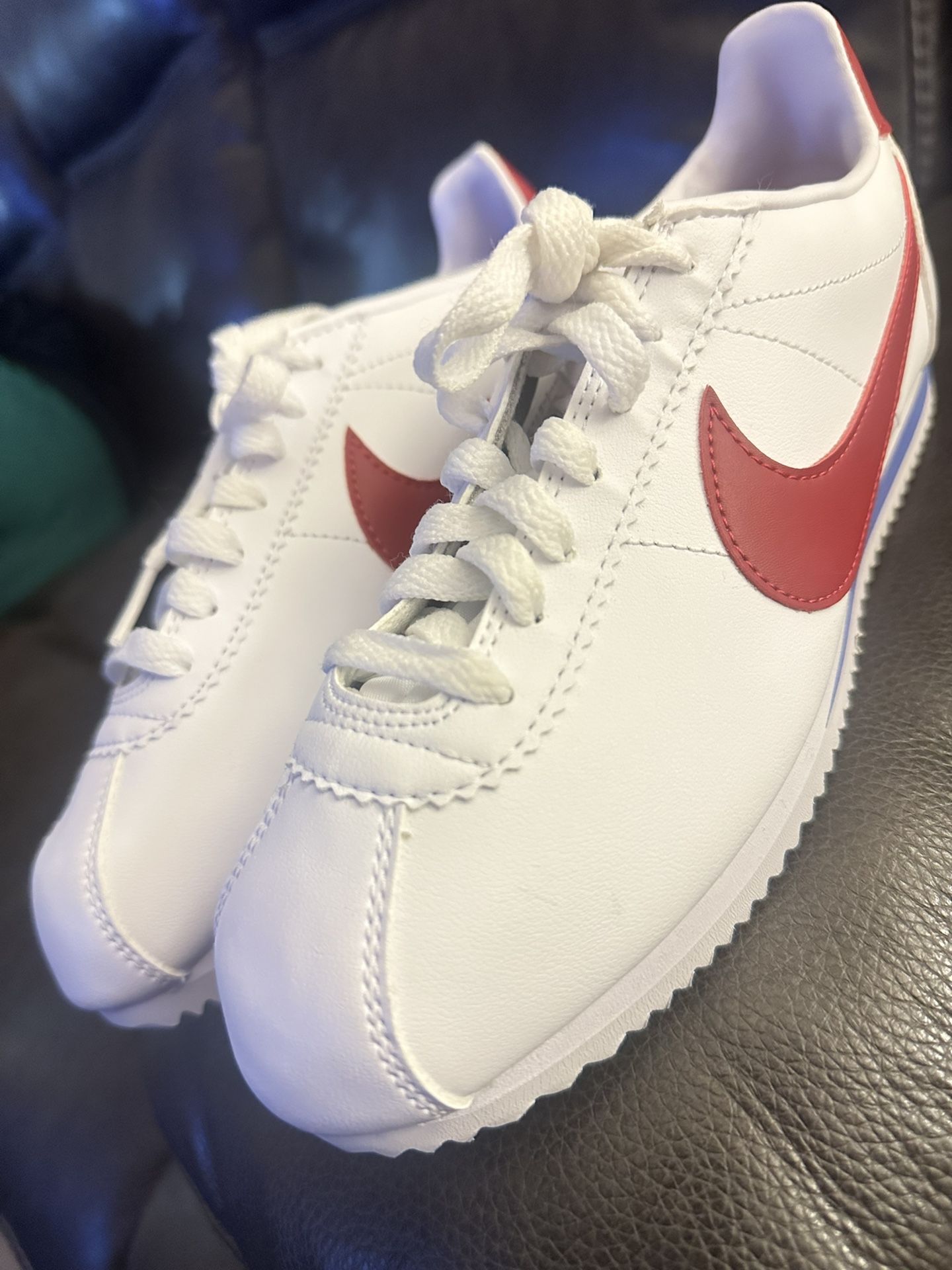 Nike Cortez Size 7.5 Women’s/ 6Y Boys