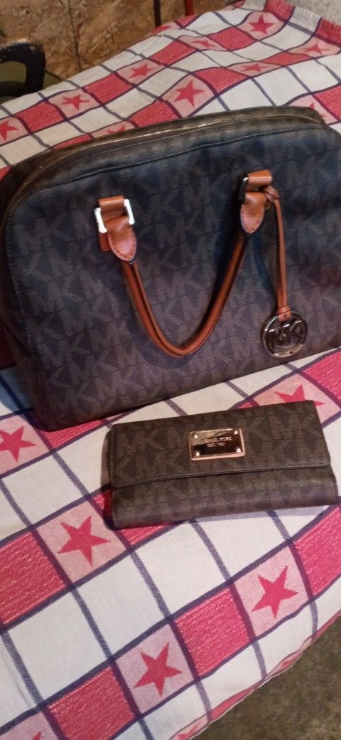 Michael Kors Jet Set Brown Logo Bag And Wallet