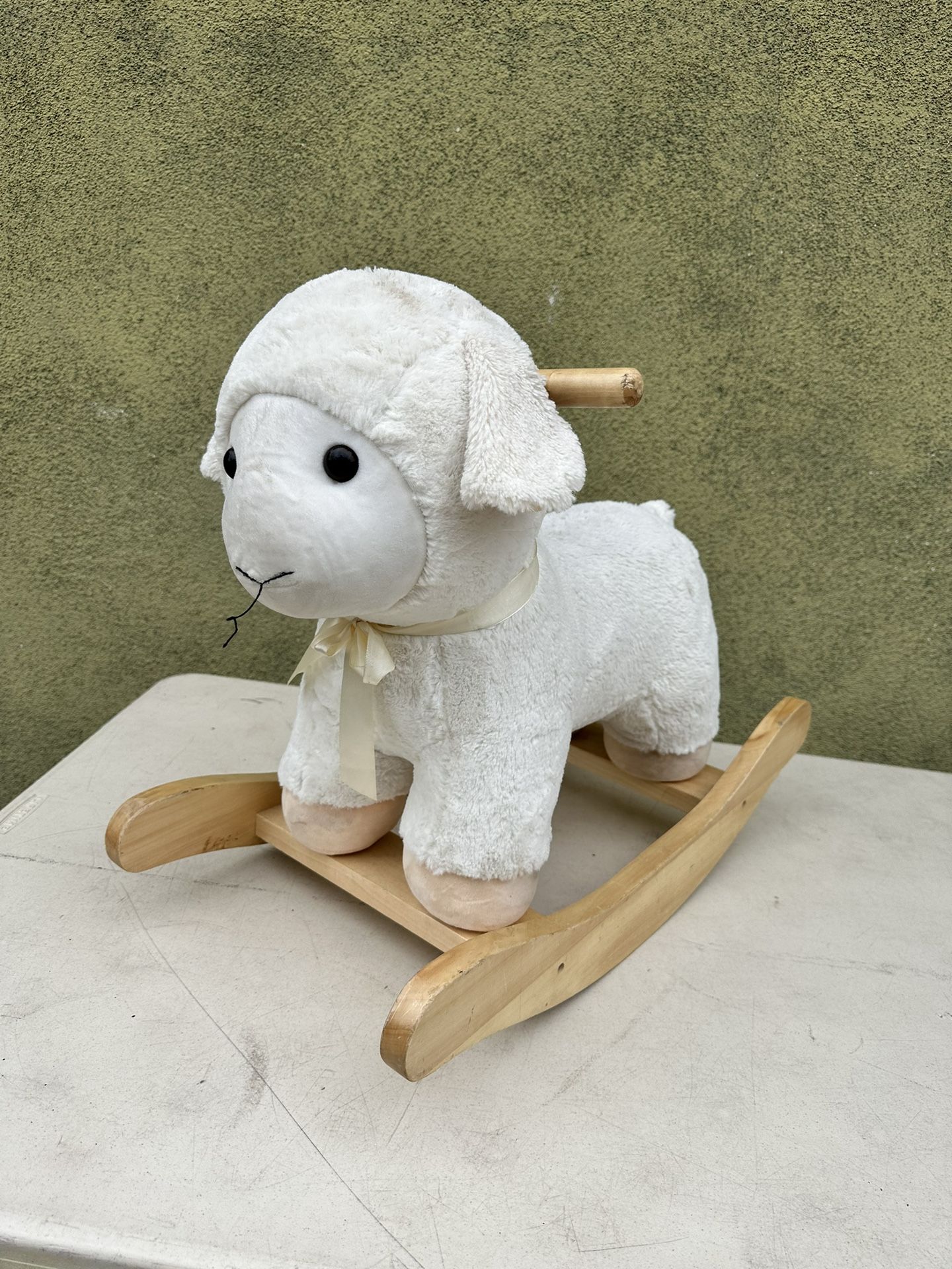 Pottery barn rocking lamb hot sale