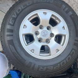 Toyota Tacoma Set 4