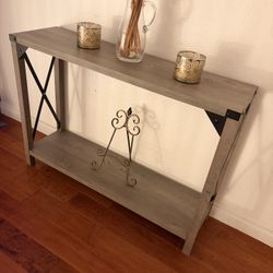 Entry way table 