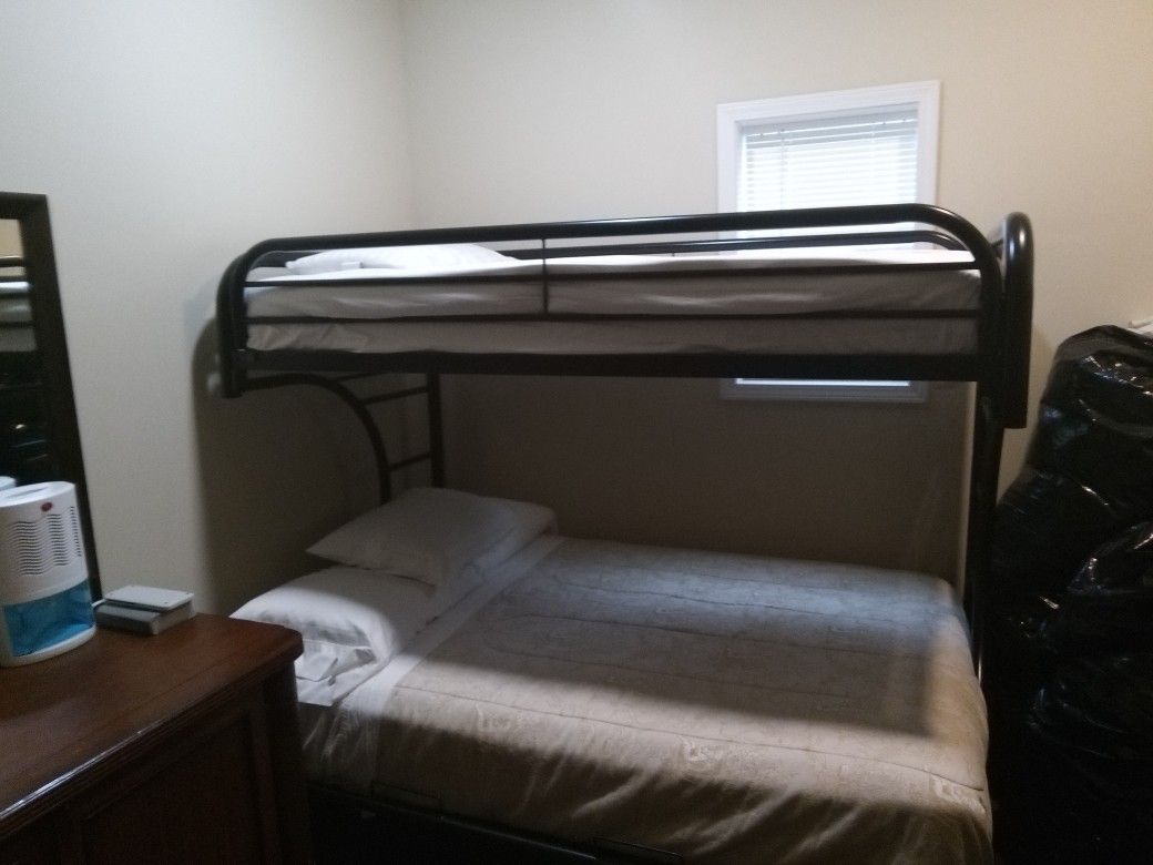 Bunk bed