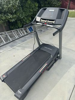 Pro-From Treadmill 