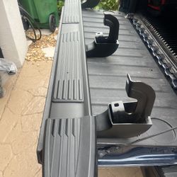 GMC/ Chevy 1500 truck Original Steps New Necer Usted 