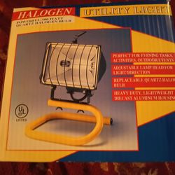 Fully Weather Proof 500 Watt Halogen Utility Light 