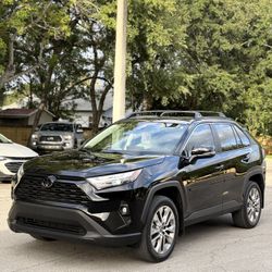 TOYOTA RAV4 XLE SPORT UTILITY 4D 2023