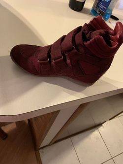 Wedge tennis shoes new size7