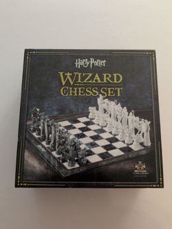 Harry Potter Wizard Chess Set