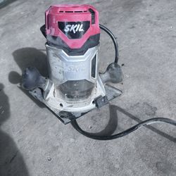 Skil Router
