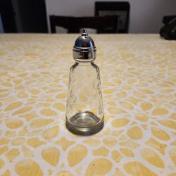 Princess House Salt/Pepper Shaker