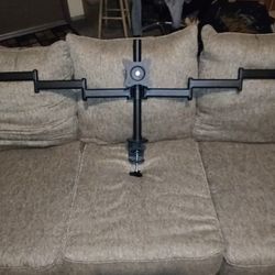 Triple Monitor Mount For 3 28 Inch Monitors