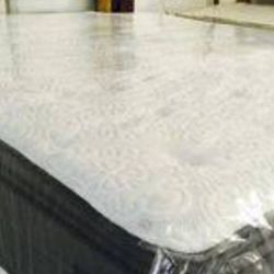 King size new thick pillow top bed can deliver 