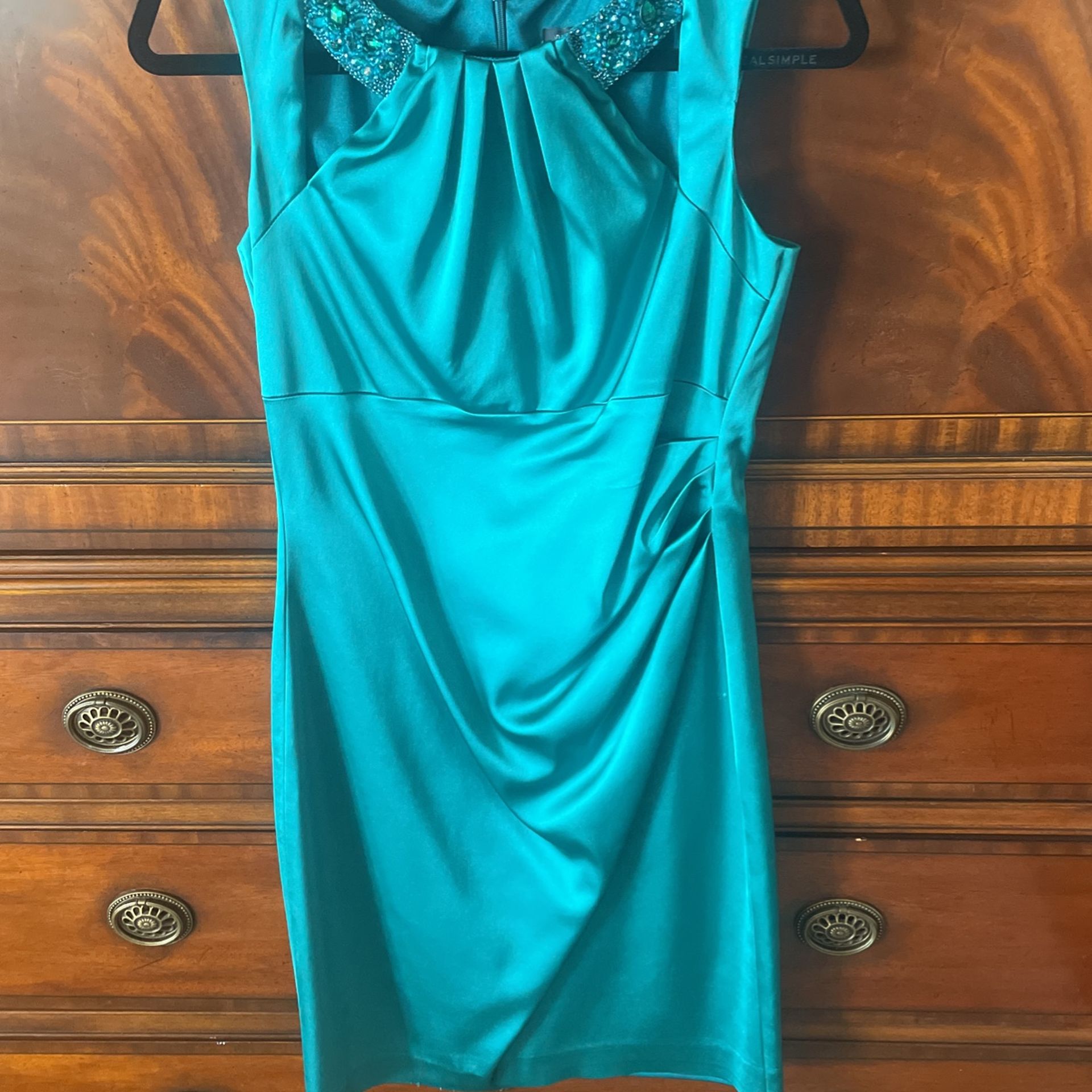 david meister green dress David Meister Women's Green Leaf Sheath dress, Size 10. Pre-Owned