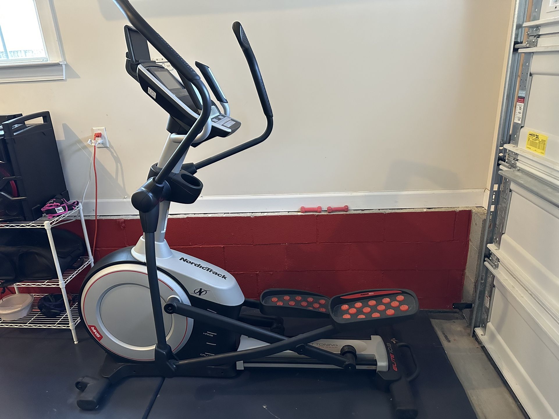 NordicTrack Elite 10.9 Elliptical - Almost new