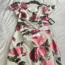Floral Dress Size 4 !! Vestido De Flores , Medida 4 