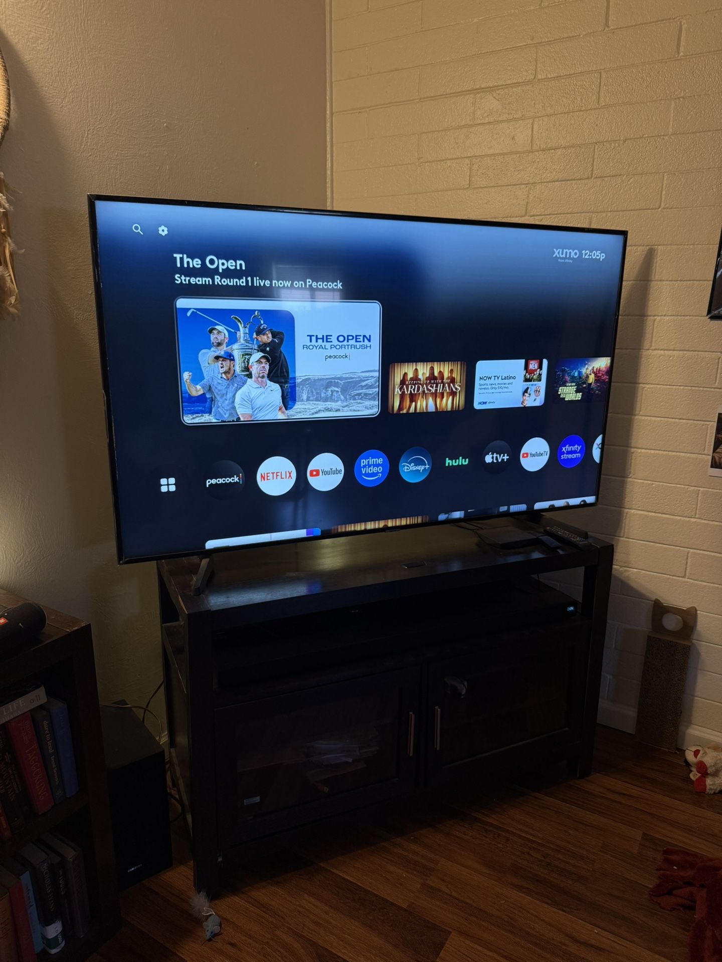 Samsung 65” 4k Smart TV + Soundbar + Entertainment Center
