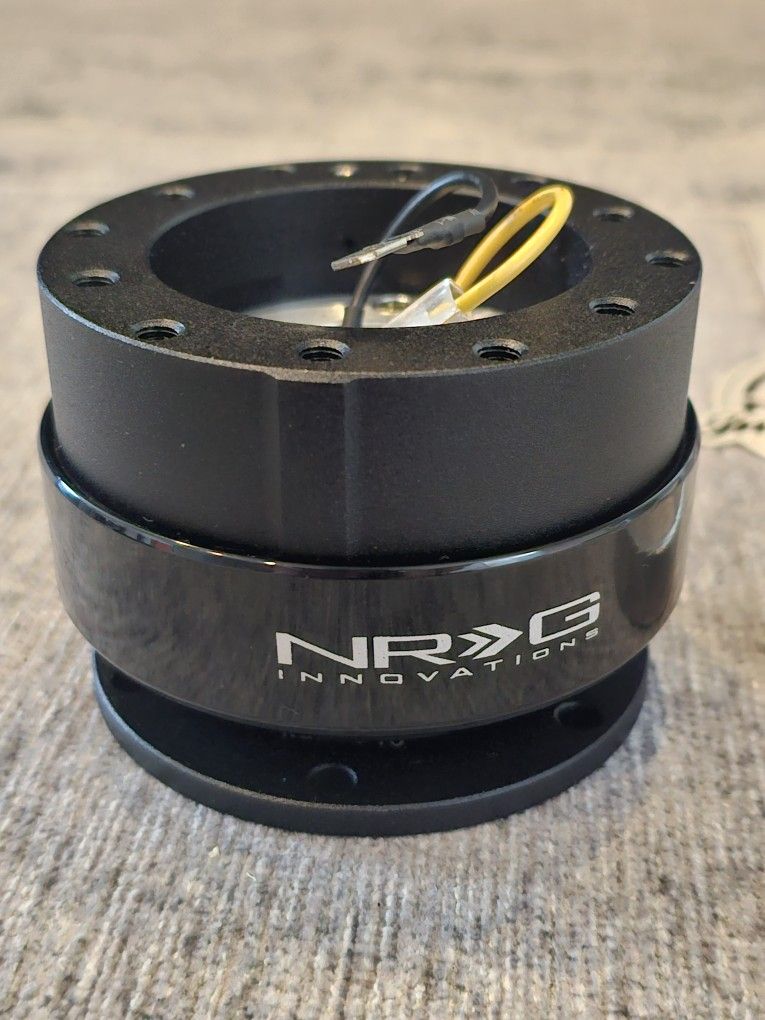 NRG SRK-200BK Gen 2 Quick Release Steering Wheel Kit β Black