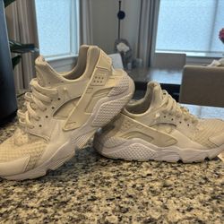 Nike Air Huarache Men Size 11
