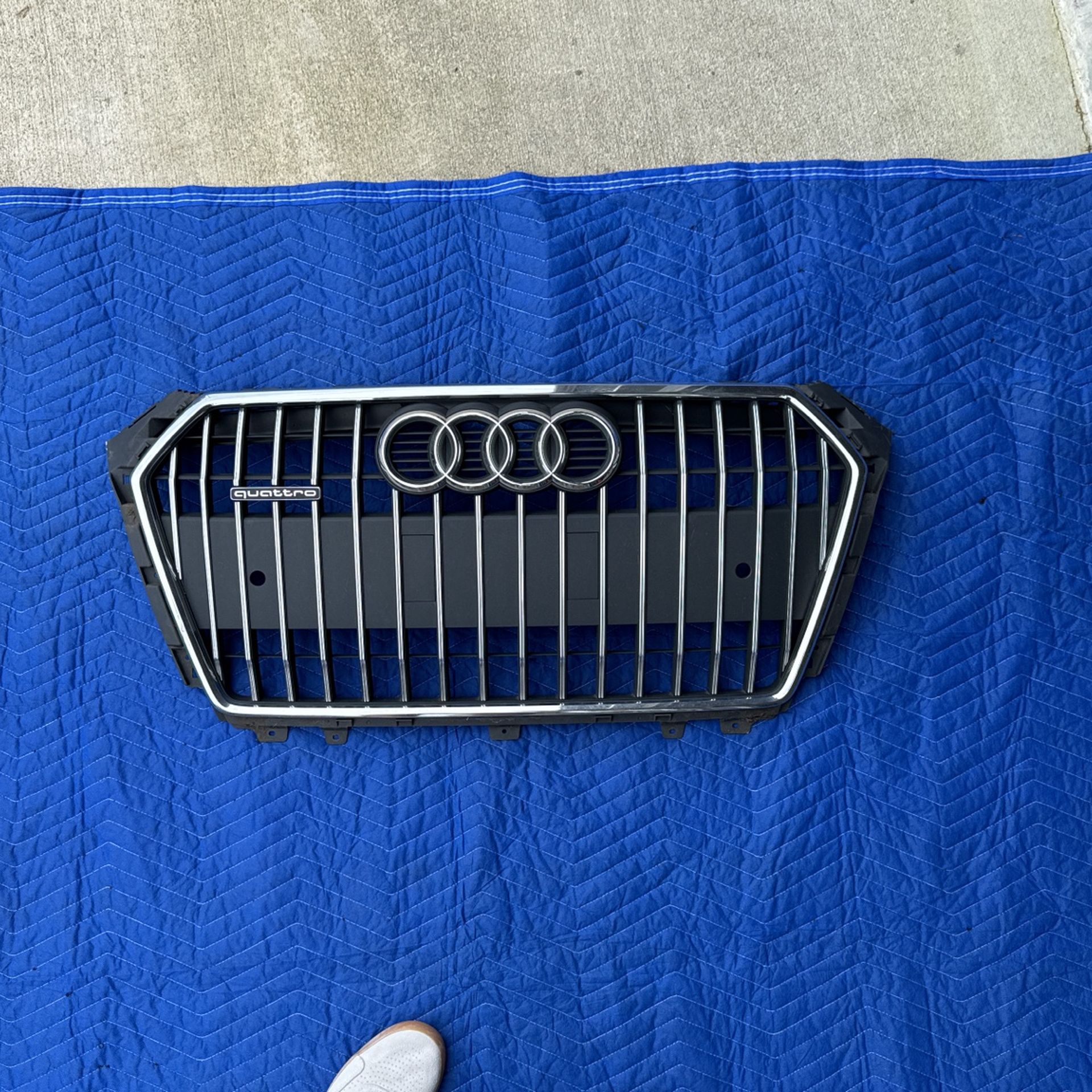 Audi Allroad Grille