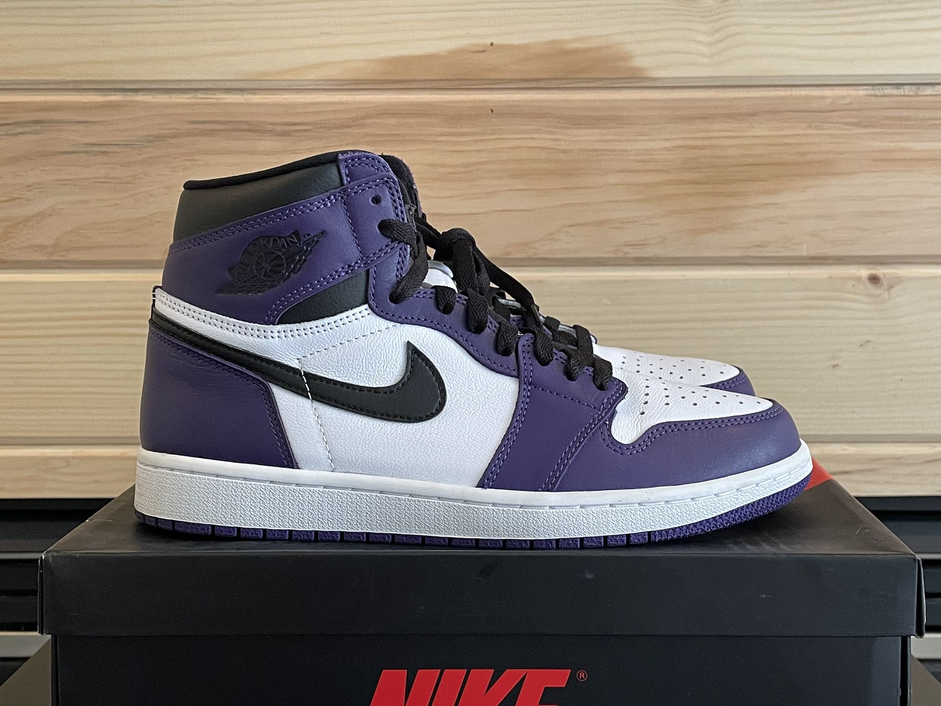 Jordan 1 Retro High OG Court Purple 2.0 - Size 8.5