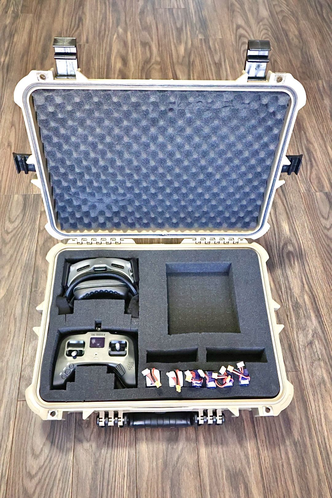 FPV Drone Kit - DJI Integra Goggles/TBS Tango 2 RC/RDQ Series 4s Lipo Batteries/Hard Cover Carrying Case