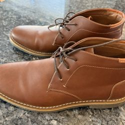 New!  Men’s Size 13 Leather chukka boots, Madden Men's Durban Desert Boots $50