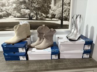 NEW - Women's boots