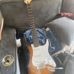 Squier Affinity Strat