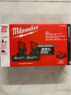 Milwaukee M12 XC 5.0 Ah Battery (2-Pack) Starter kit
