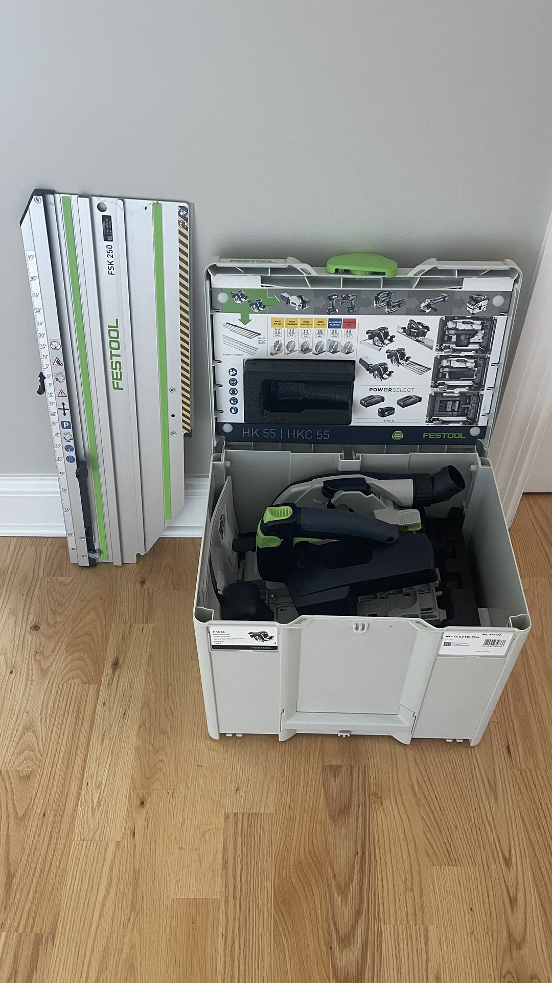 Festool Carpentry Track Saw HKC 55 5.2 EBI-Plus (MANUFACTORY WARRANTY UNTIL 5/30/2028)