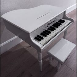 Kleinway Real Playing Toddler Up To Age 5 Piano And Seat