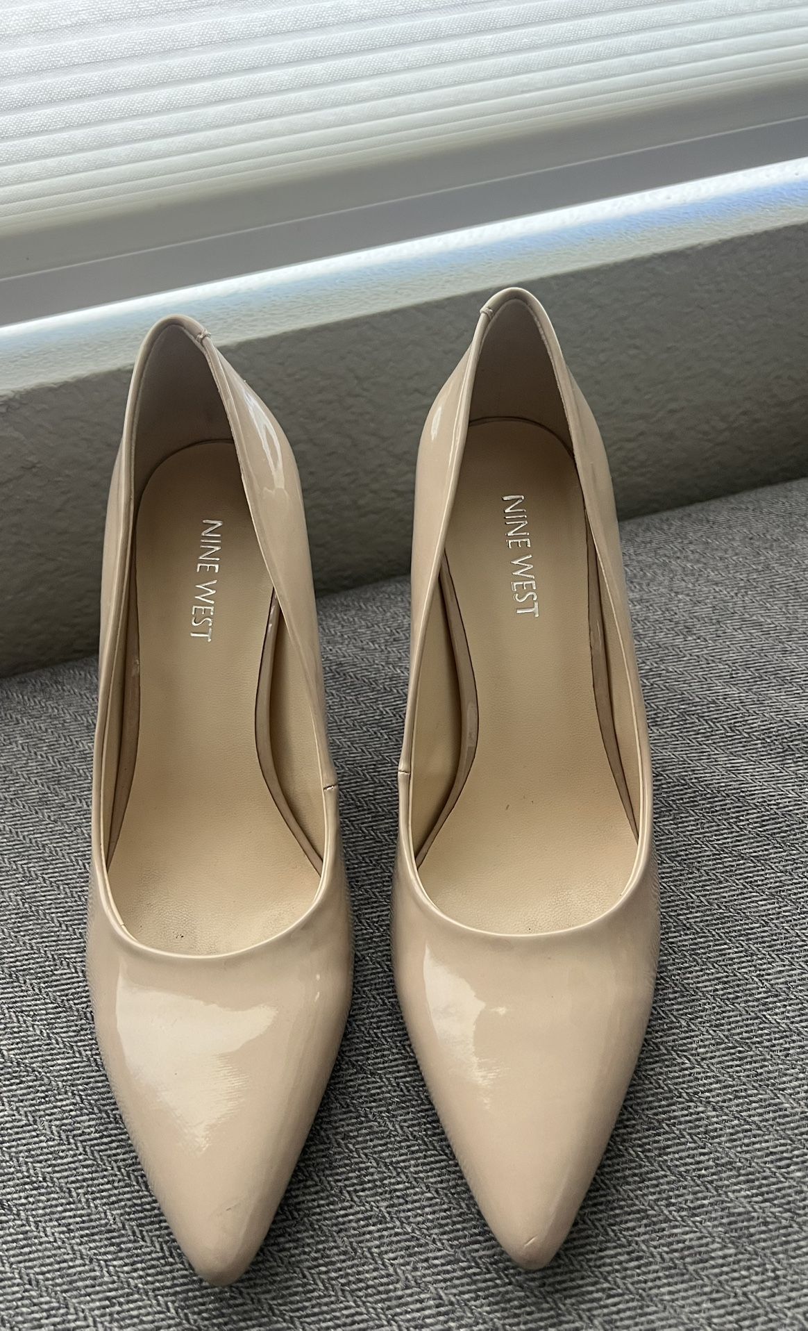 Nine West Taupe Pointed-Toe Heels Size 7.5