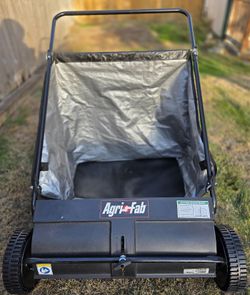 Agri-Fab 26 Inch Push Lawn Sweeper with 7 Cu Ft Hopper Bag