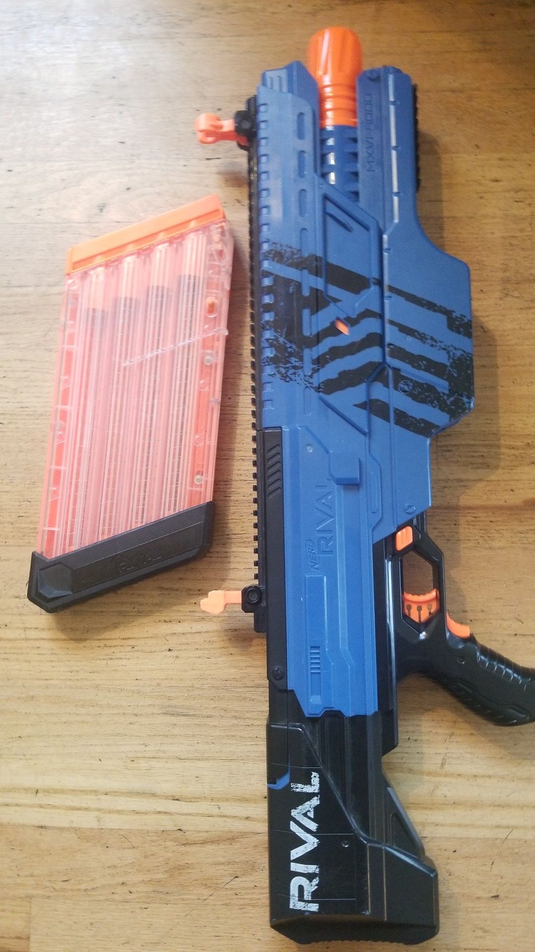 Nerf Gun (Rival)