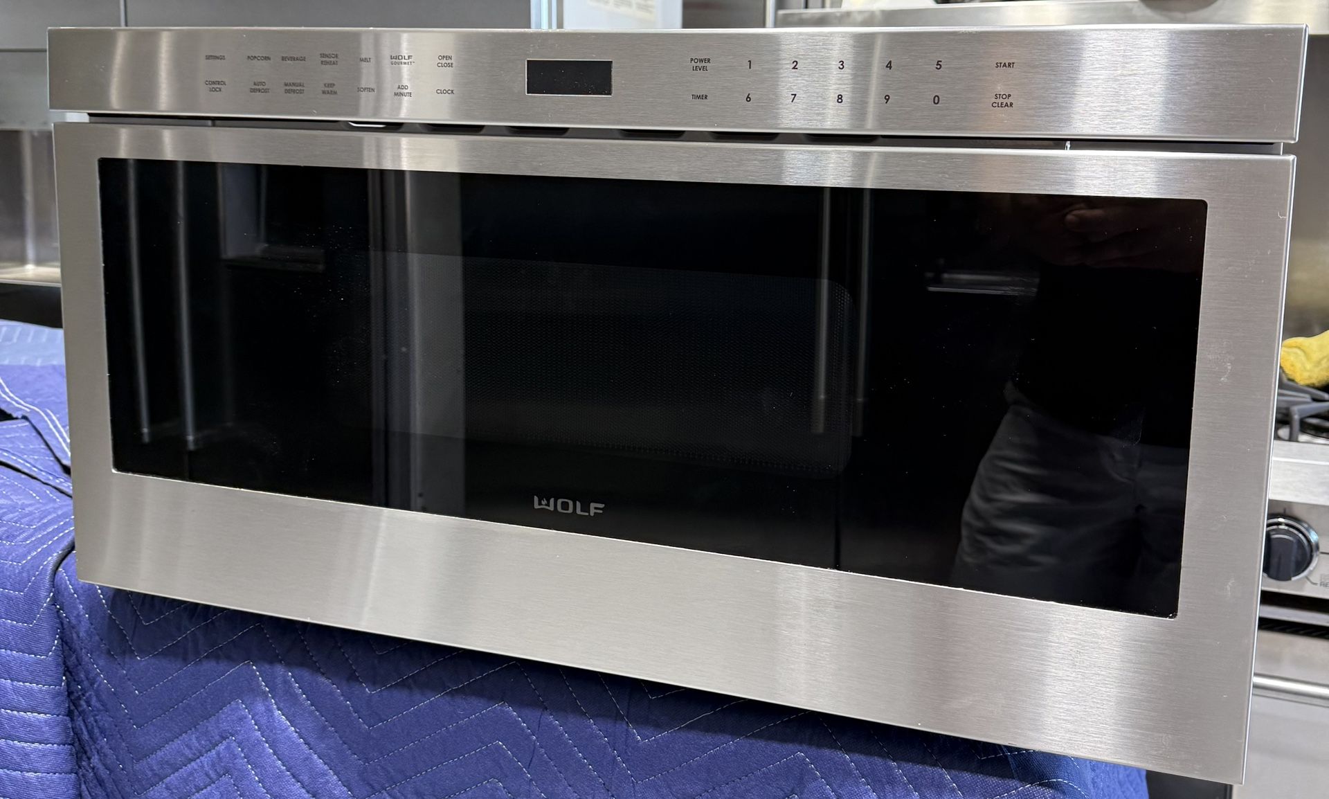 Wolf microwave Drawer 30”