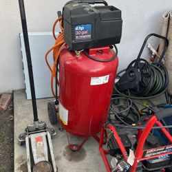 Compressor 33 Gallon 11.9 Cfm