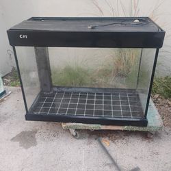 65 Gallon Aquarium With Stand 