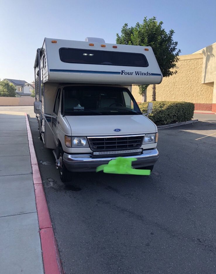 27 Ft 1993 Ford Class c motorhome RV for Sale in Corona, CA - OfferUp